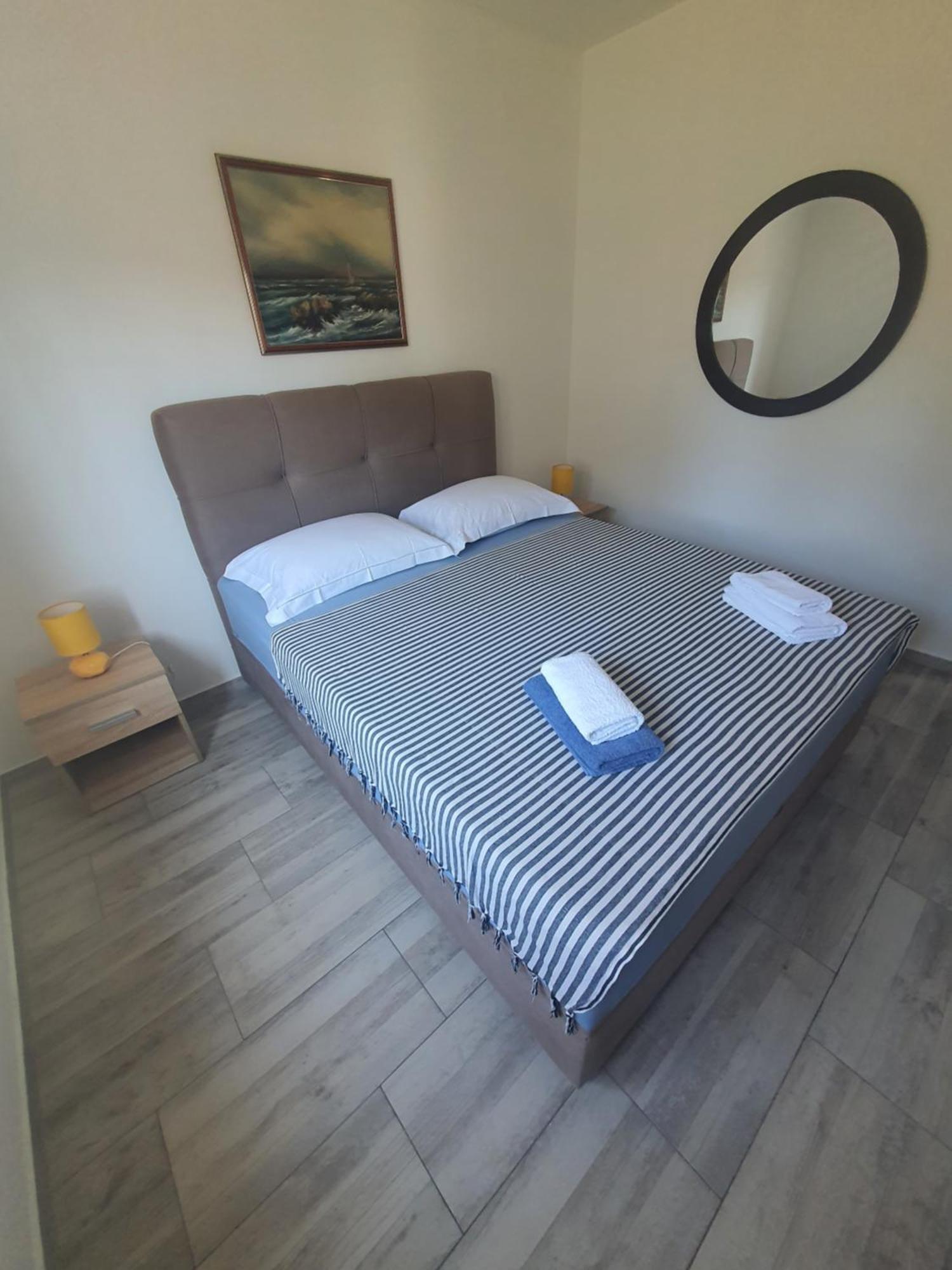 Apartment Marija มารีนา ภายนอก รูปภาพ